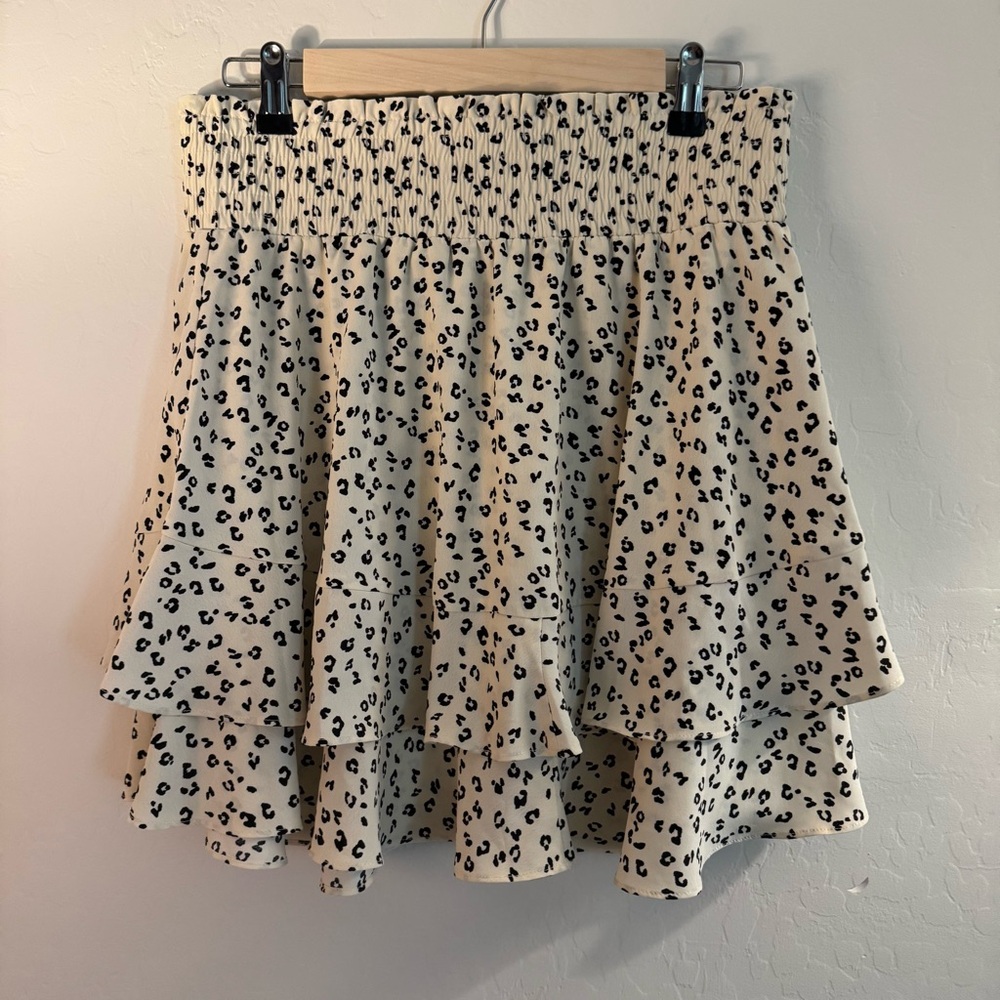 Socialite Cream and Black Tiered Skater Skirt